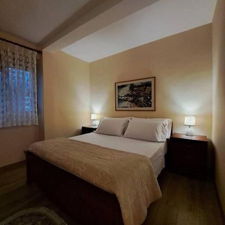 Quiet, Cozy, Luminous Apartment Тирана Екстериор снимка